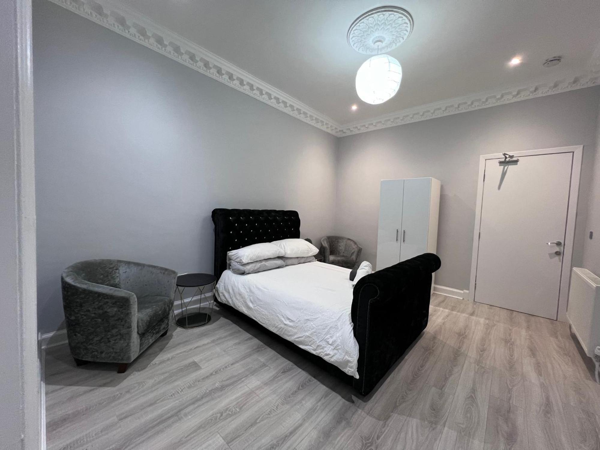 Lovely 4 Bedroom 2Nd Floor Walk Up Apartment Edinburgh Dış mekan fotoğraf
